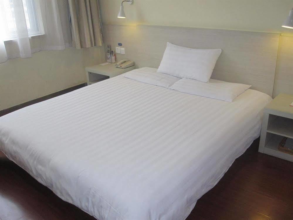 Hanting Hotel Fuzhou Wuyi Square Exterior foto