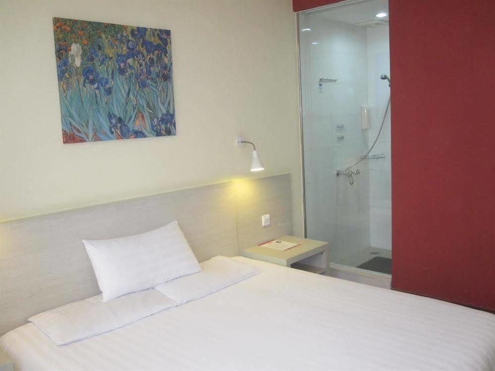 Hanting Hotel Fuzhou Wuyi Square Exterior foto